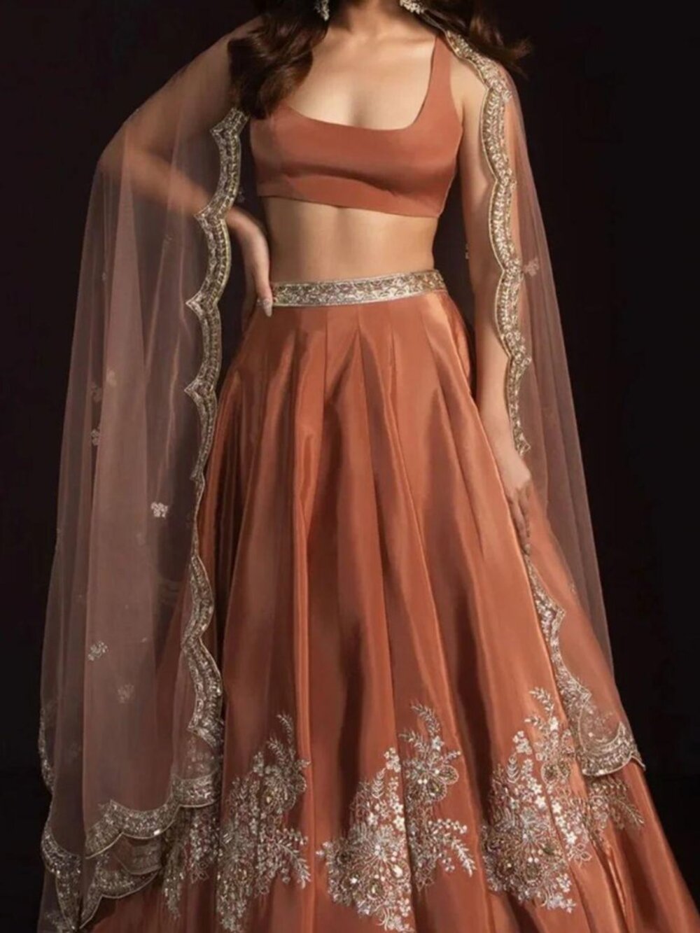 Lashkaraa's brown lehanga